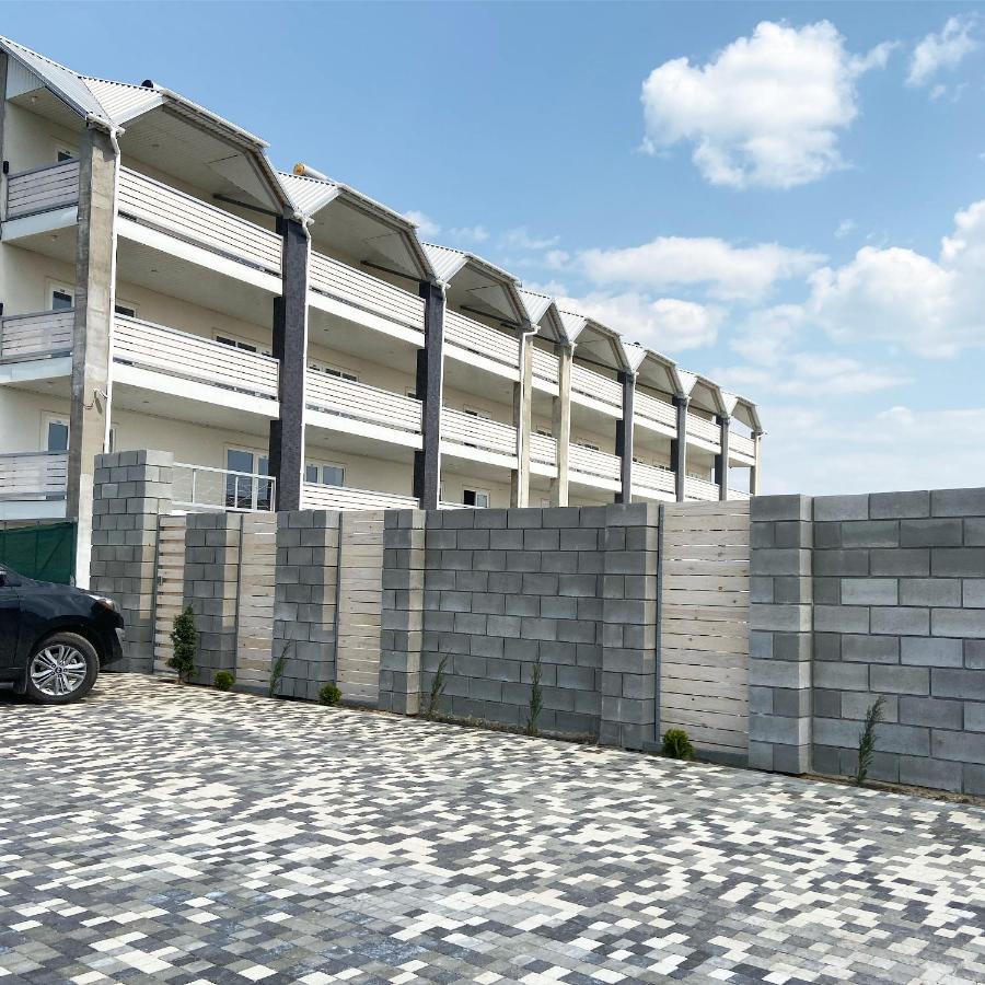 Lazurit Family Hotel Lazurne Exterior foto